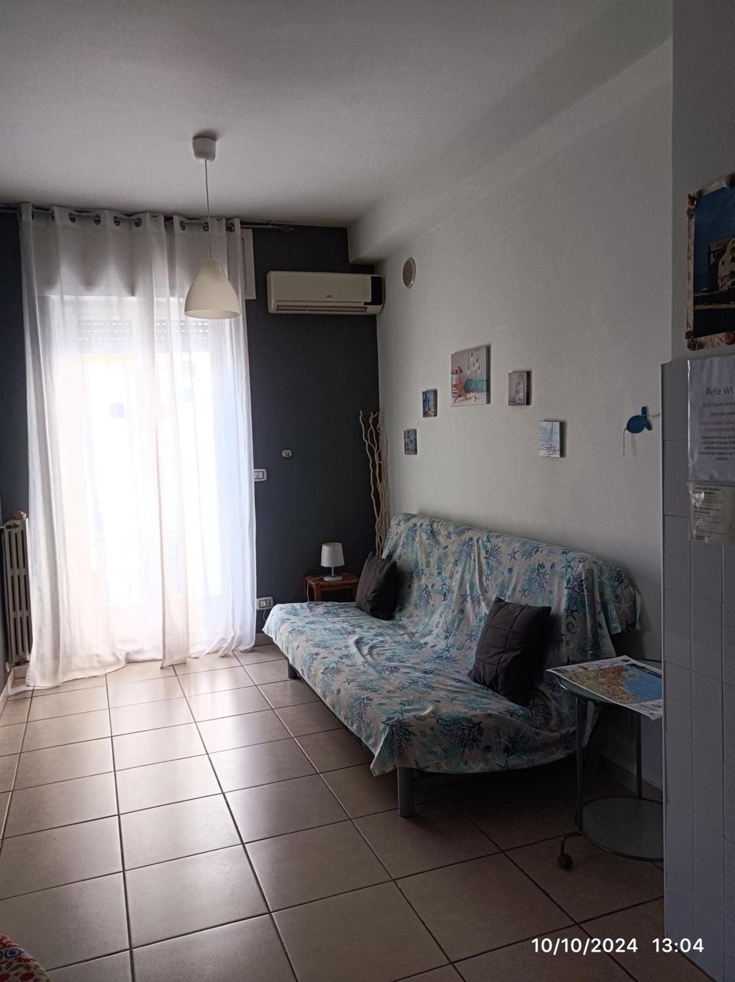 Travel And Living Hotel Trani Kültér fotó