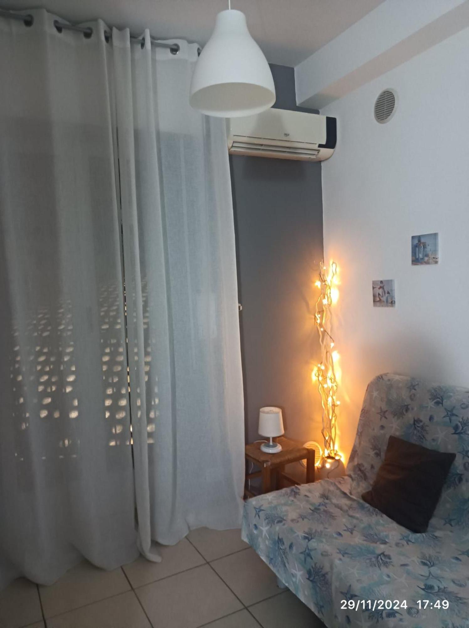 Travel And Living Hotel Trani Kültér fotó