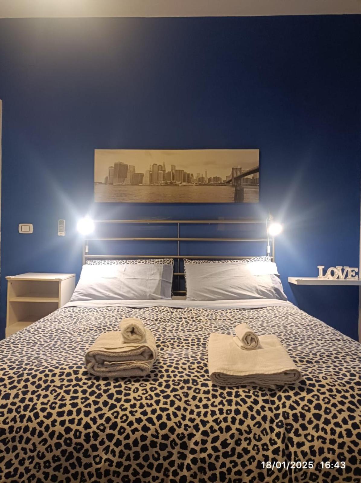Travel And Living Hotel Trani Kültér fotó