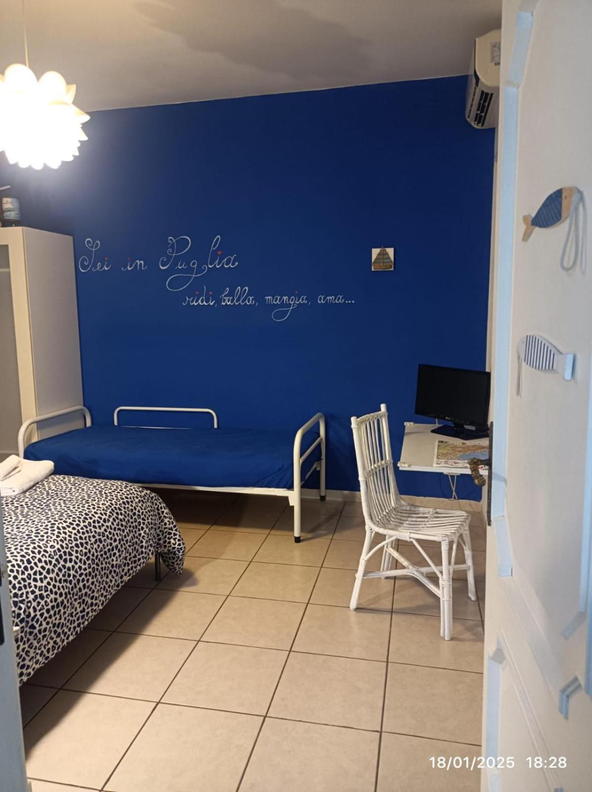 Travel And Living Hotel Trani Kültér fotó