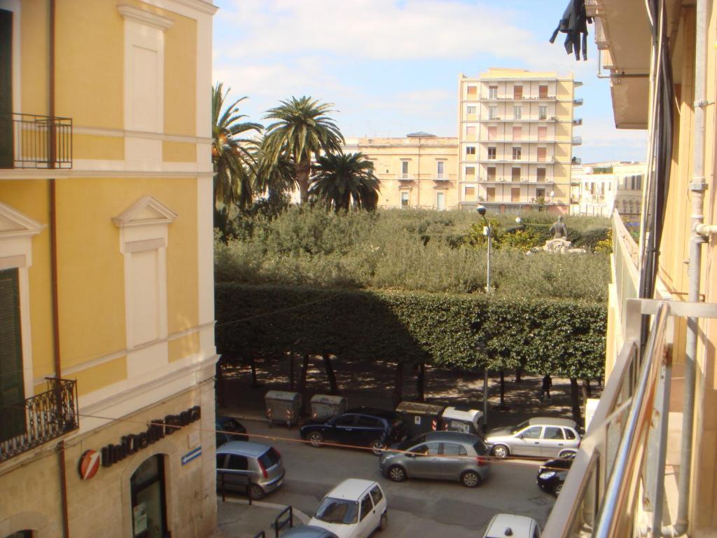 Travel And Living Hotel Trani Kültér fotó