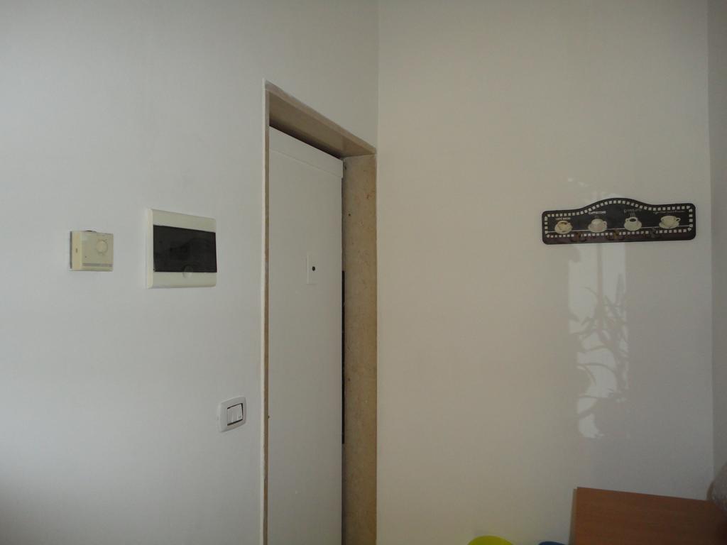 Travel And Living Hotel Trani Kültér fotó
