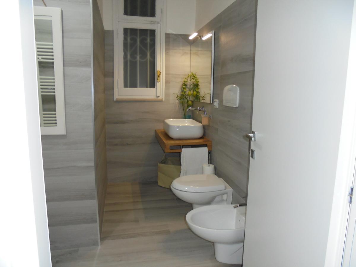 Travel And Living Hotel Trani Kültér fotó
