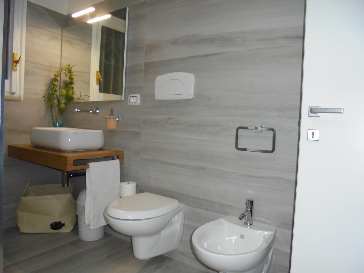 Travel And Living Hotel Trani Kültér fotó